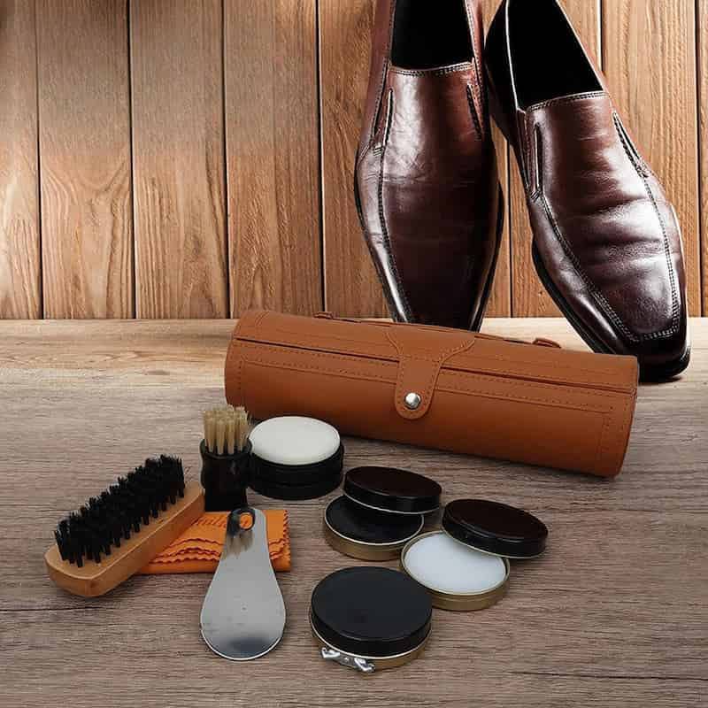 تصویر 1 از واکس کفش چرمی با فرمول تغذیه‌ کننده و افزایش دوام